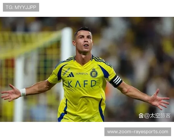 足球传奇人物回顾与分析 聚焦世界足坛的伟大球员与历史瞬间